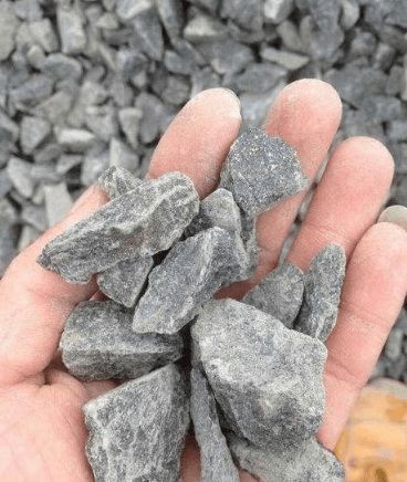 结石形态对治疗方式的选择 碎石与卵石型胆结石的比较